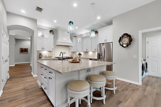 10013 Countryside Dr, Denton, TX 76207