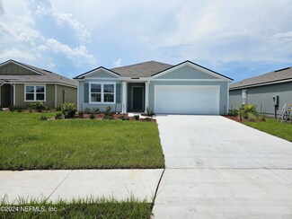 2230 Wagon Ln, Green Cove Springs, FL 32043