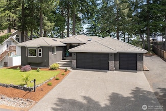 1361 E Old Ranch Rd, Allyn, WA 98524