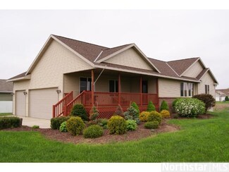 8010 Hunter Lake Dr, Clear Lake, MN 55319
