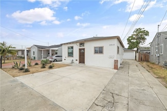 10931 S Burl Ave, Inglewood, CA 90304
