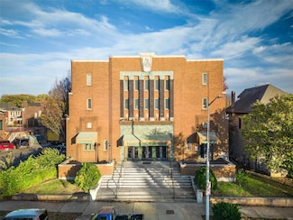 1052 S Kingshighway Blvd, St. Louis, MO 63110