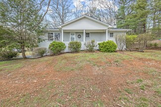 432 Woodland St, Livingston, TN 38570