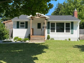 7 Hodges Ct, Saint Albans, VT 05478