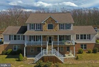 563 Endless Mountain Rd, Maysville, WV 26833