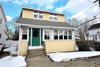 33 Twiller St, Albany, NY 12209