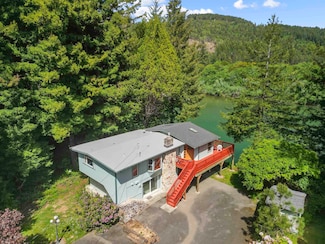 6555 S Bank Rd Unit South Bank of the Sm, Crescent City, CA 95531