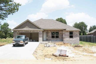 1501 Rehoboth Dr, Searcy, AR 72143