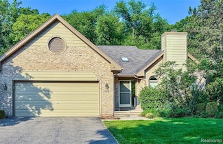 6760 Oyster Cove Unit 31, West Bloomfield, MI 48323