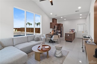 613 Coves Ln Unit 4, Weslaco, TX 78596