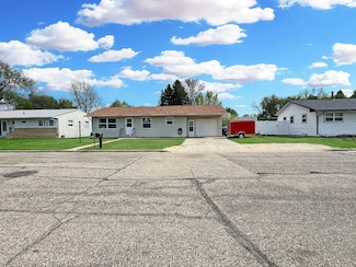 413 Riverside Dr, Velva, ND 58790