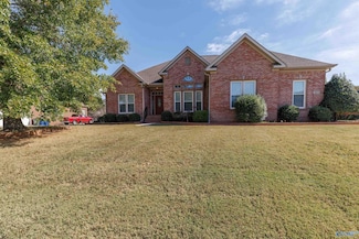 223 Clouds Creek Dr, Huntsville, AL 35806