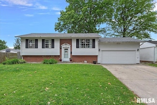 26 Groton Dr, Springfield, IL 62702