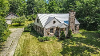 1393 Knight Rd, Ann Arbor, MI 48103