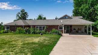 6293 E Lake Rd, Burt, NY 14028