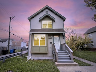 10642 S Edbrooke Ave, Chicago, IL 60628
