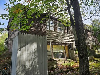 6 Penny Ln, Ithaca, NY 14850