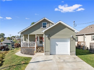 164 S 12th St, Weirton, WV 26062