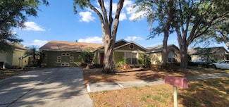 1810 Rudder Dr, Valrico, FL 33594