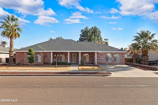 1978 Paseo Del Prado Dr, El Paso, TX 79936