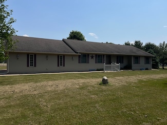 1173 Marshall Rd, Tekonsha, MI 49092