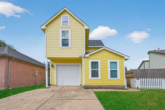 11525 Teaside Dr, Houston, TX 77066