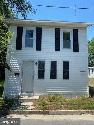 205 E Martin St, Snow Hill, MD 21863