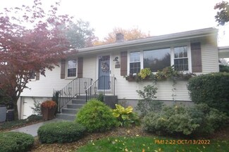 23 Juniper Ln, Rutland, MA 01543