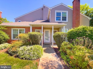 804 Beacon Hill Dr, Southampton, PA 18966