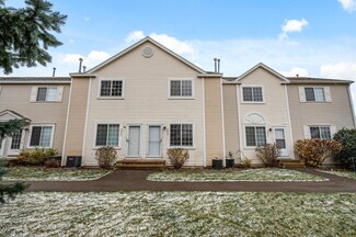 9067 Scarlet Globe Dr Unit 99, Eden Prairie, MN 55347