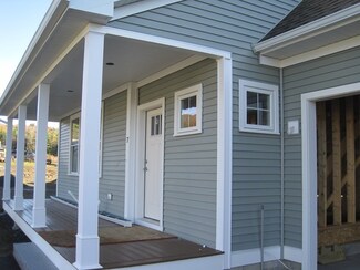 7 Evergreen Ct, Lebanon, NH 03784