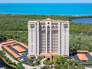 6585 Nicholas Blvd Unit 503, Naples, FL 34108