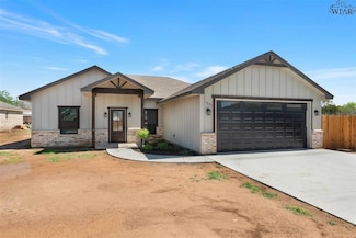 4693 Sisk Rd, Wichita Falls, TX 76310
