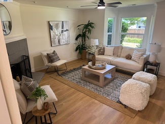 373 Pantano Cir Unit 27, Pacheco, CA 94553