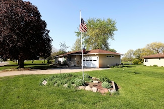 541 S Cedar St, Boone, IA 50036