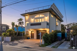 131 30th Ave, Santa Cruz, CA 95062