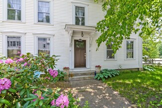 1 Christian Row, Buxton, ME 04093