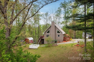 69 Heslar Way, Marshall, NC 28753