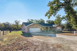 139 Fm 696, Elgin, TX 78621