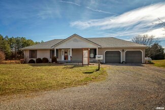 455 Hill Ln, Ozark, IL 62972