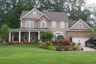 111 Warrenbrook Dr, Nitro, WV 25143