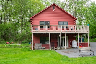 32 Fox Farm Rd, Plattsburgh, NY 12901