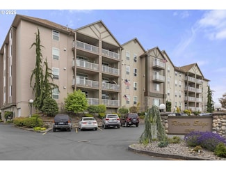 1548 River Rd, Longview, WA 98632