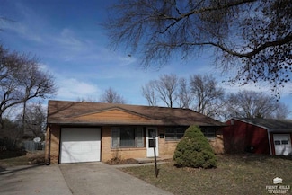 2030 College View Rd, Manhattan, KS 66502