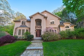 40 Druid Hill Rd Unit 40 Druid Hill Rd, Newton Highlands, MA 02461
