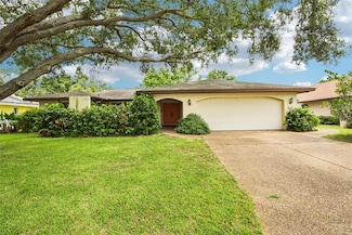 3640 Aster Dr, Sarasota, FL 34233
