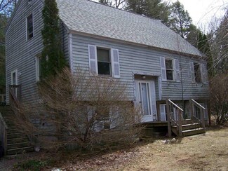 9 Lincoln Dr, Nottingham, NH 03290