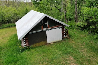 W7411 Perkinstown Ave, Medford, WI 54451