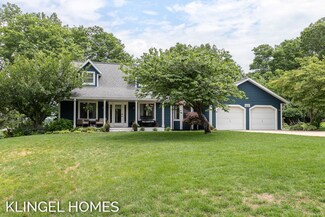 16181 Vandenberg Dr, Grand Haven, MI 49417