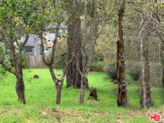 2065 Pierce Ave, Cambria, CA 93428